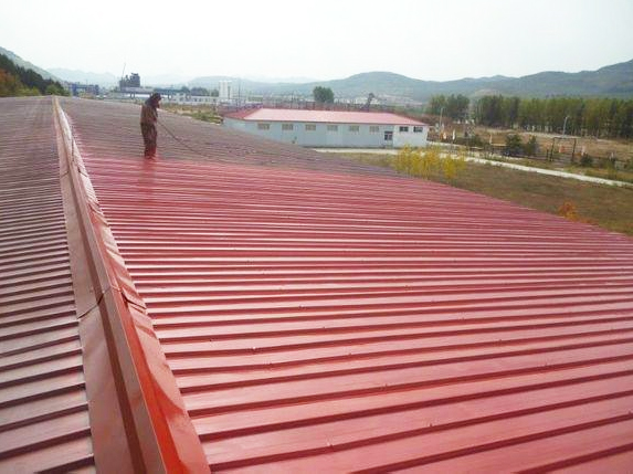 永清彩钢瓦喷漆翻新服务